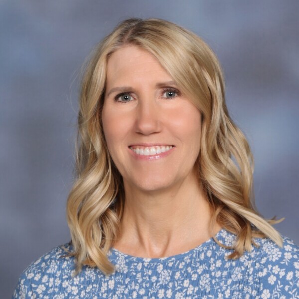 Photo of Laurie Meredith Photo of Laurie Meredith